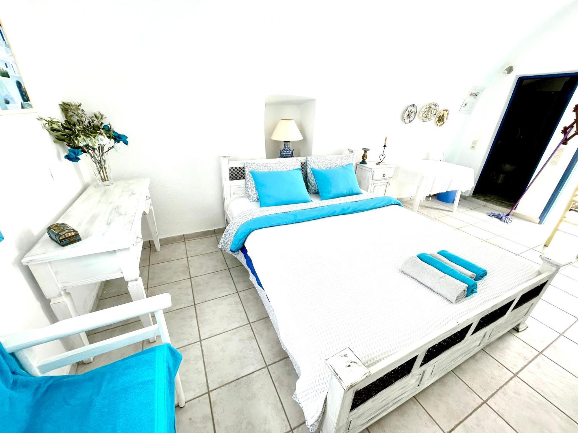 Sunset House Pothitou * Ия